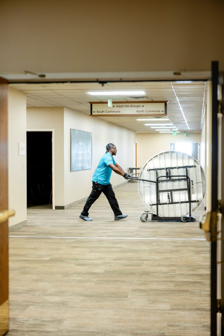 Hospitality Team Mover